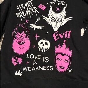 Black Women’s Graphic Sweatshirt with Pink Villain Motif